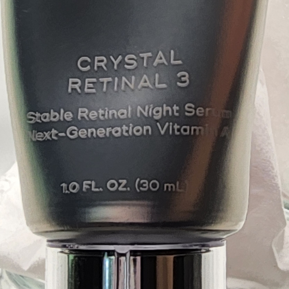 Medik8 Crystal Retinol 3 - Picture 2 of 5